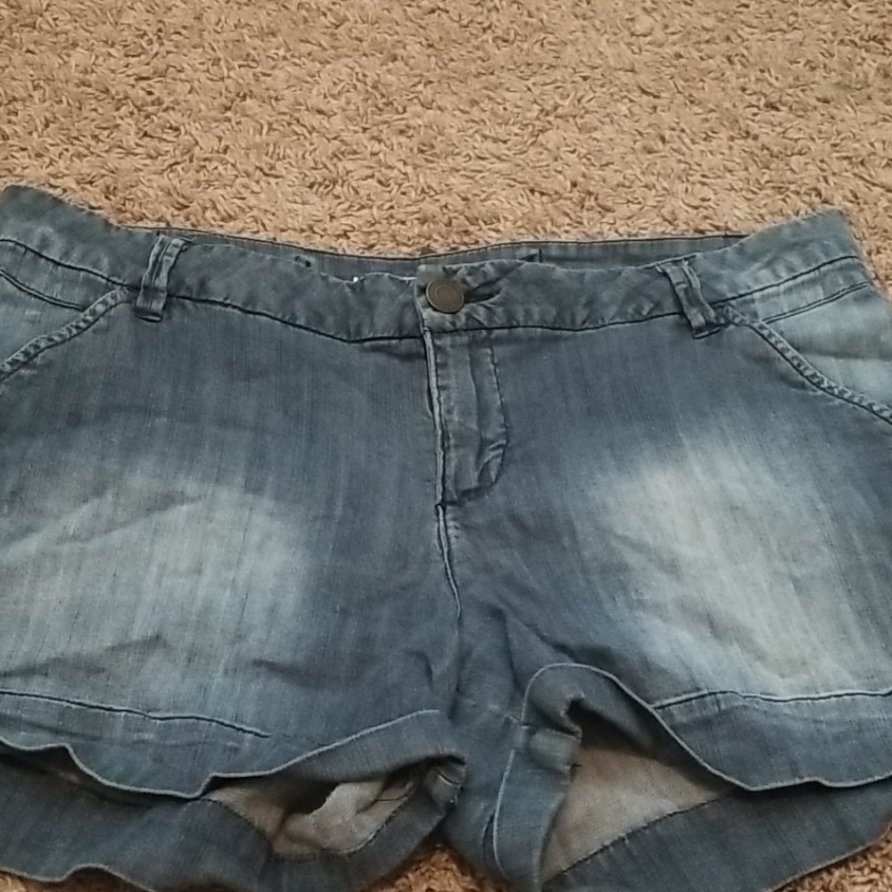 Short's